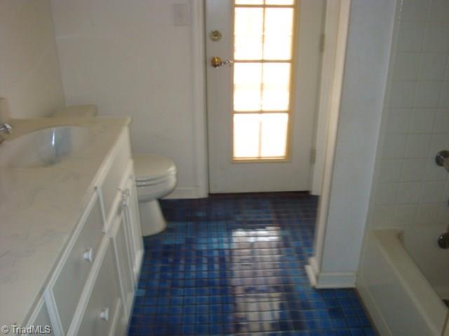 1500 High Rock Road Browns Summit, NC 27214 - Photo 16 of 26 Main bath