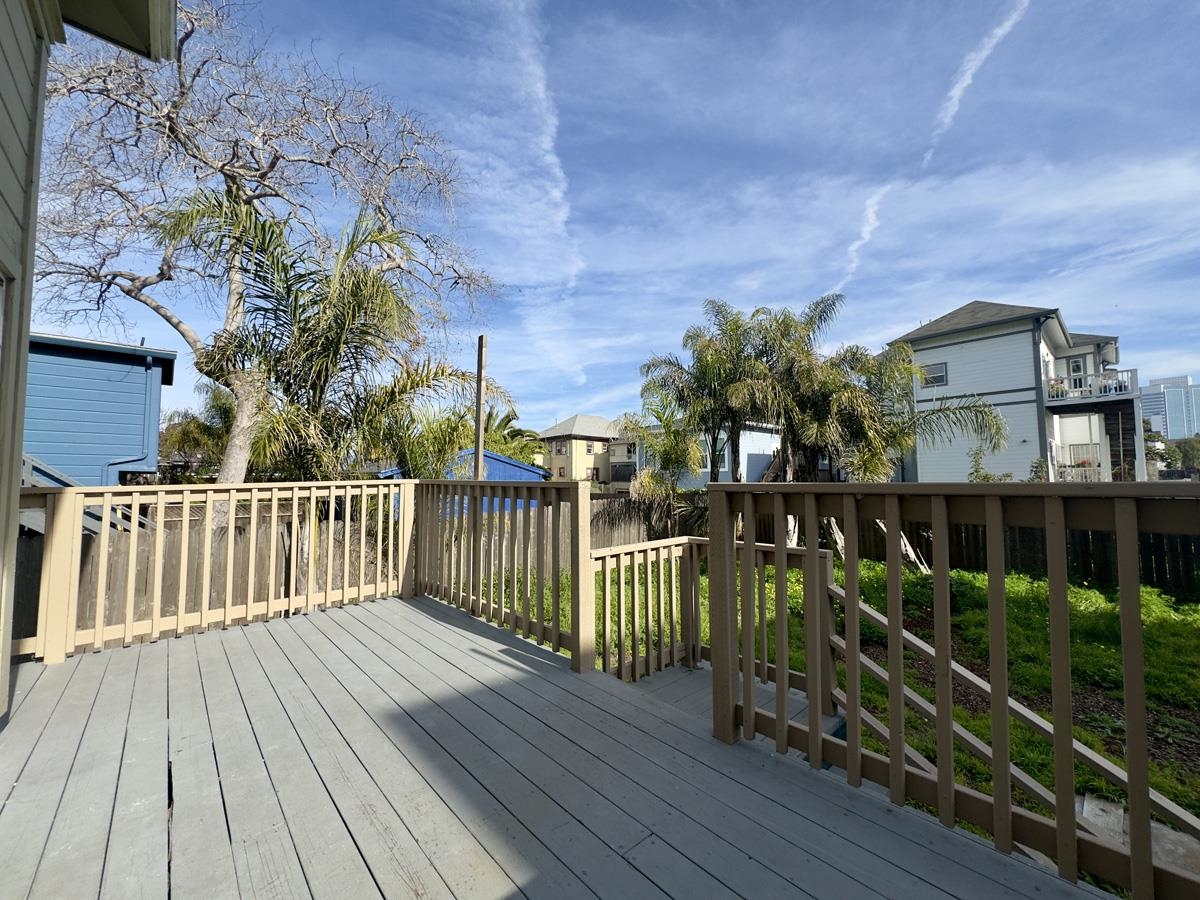 1022 Chestnut Street Oakland, CA 94607 - Photo 54 of 60 Deck featuring a residential view
