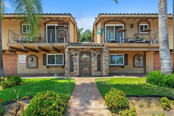$325,000 | 4230 48th Street, Unit 2, San Diego, CA 92115