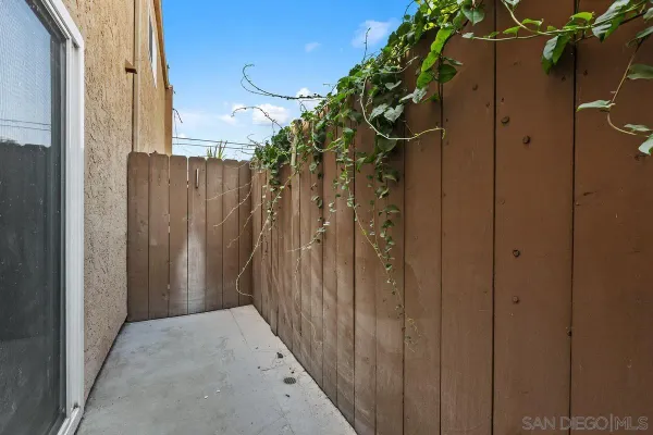 $325,000 | 4230 48th Street, Unit 2, San Diego, CA 92115