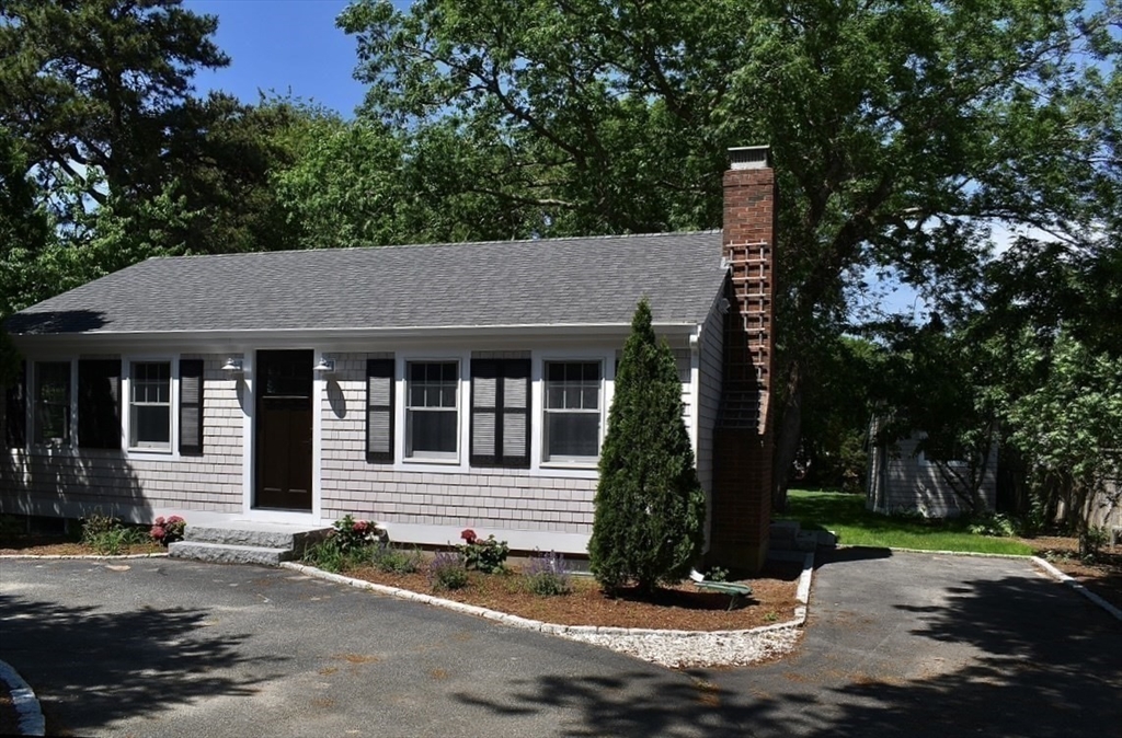 302 Bearses Way Barnstable, MA 02601 - Photo 1 of 40 Gallery Image 1