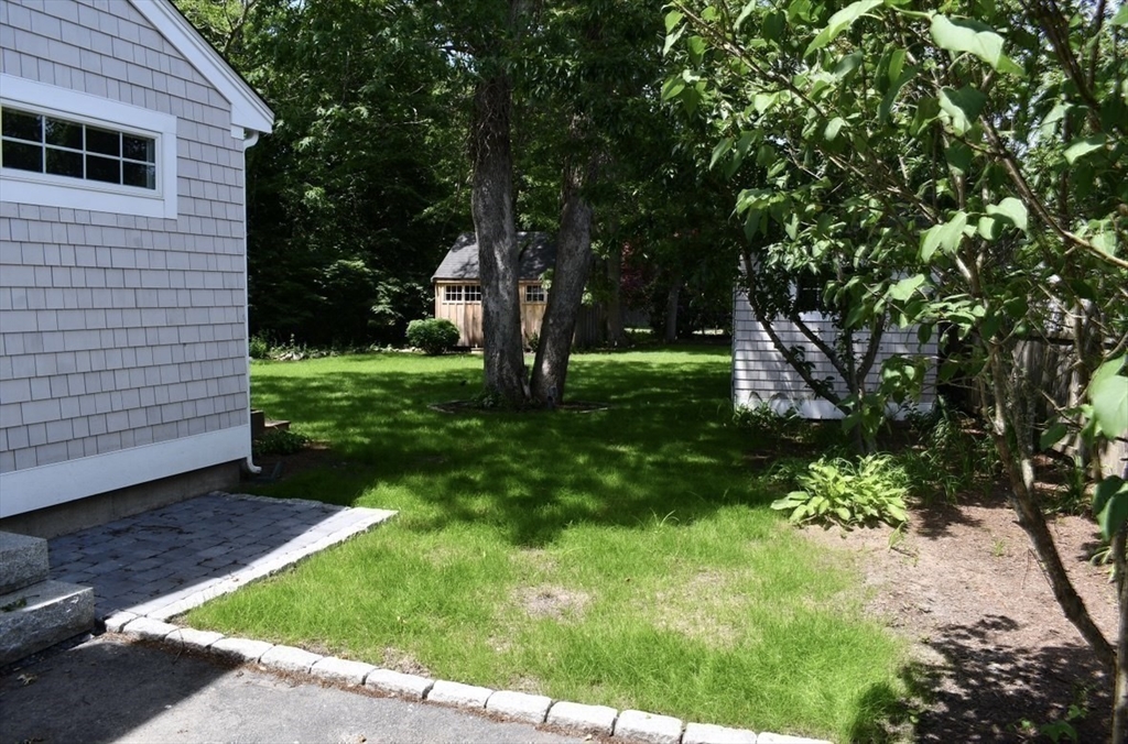 302 Bearses Way Barnstable, MA 02601 - Photo 2 of 40 Gallery Image 2