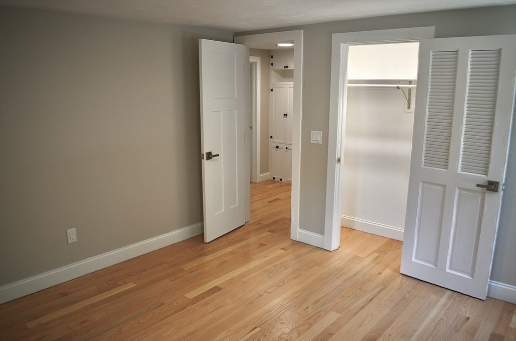 302 Bearses Way Barnstable, MA 02601 - Photo 24 of 40 Gallery Image 24