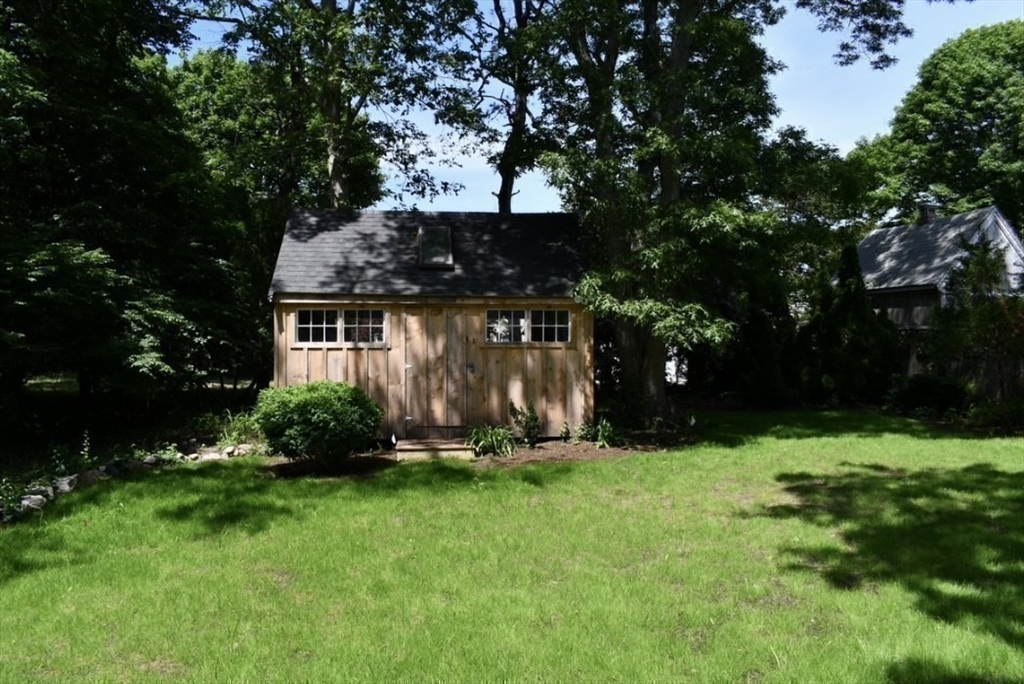 302 Bearses Way Barnstable, MA 02601 - Photo 34 of 40 Gallery Image 34
