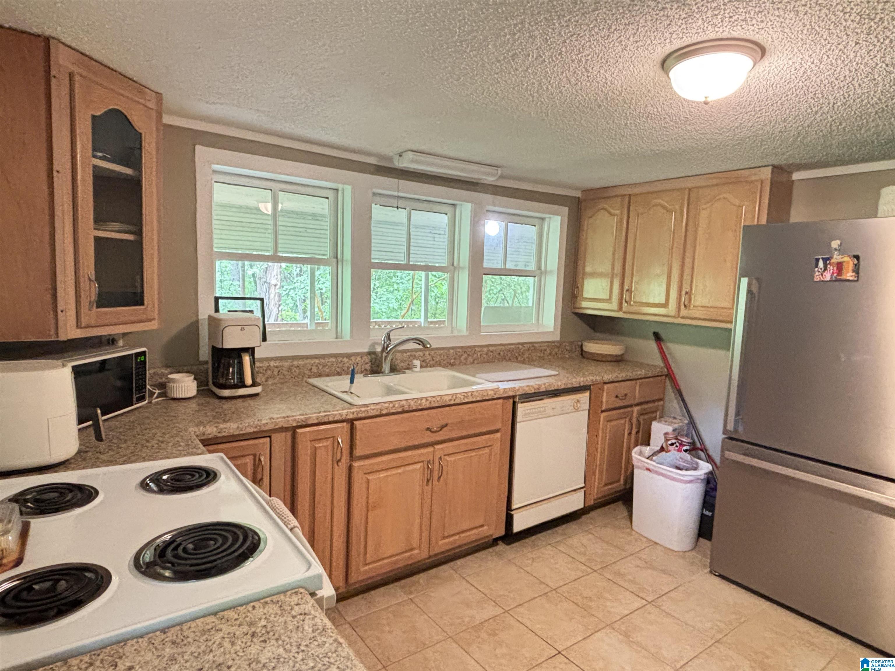 235 Dooley Road Gardendale, AL 35071 - Photo 5 of 18