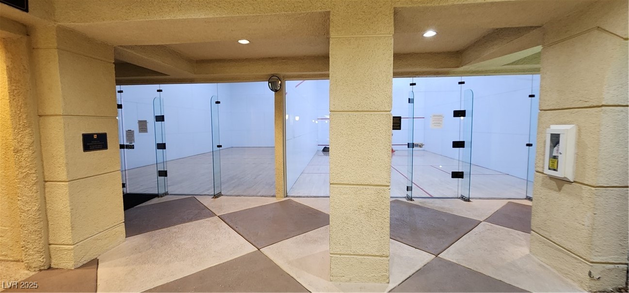 210 East Flamingo Road, Unit 326 Las Vegas, NV 89169 - Photo 45 of 58 Racquetball, squash and basketball.