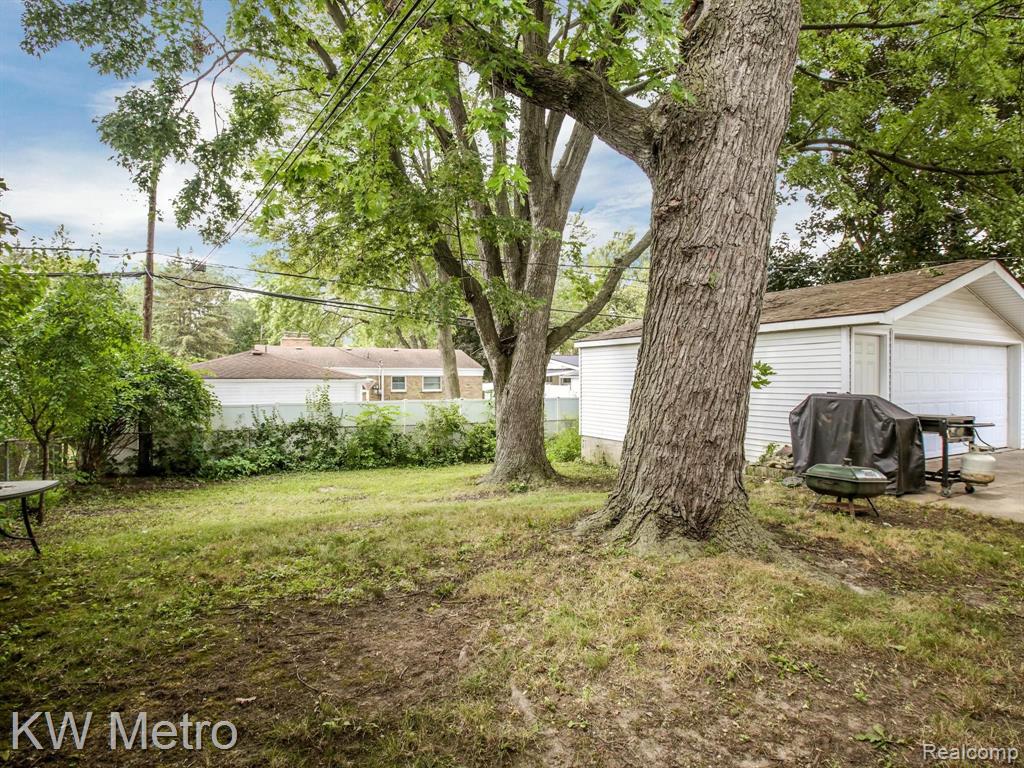 481 Sheldon Road Plymouth, MI 48170 - Photo 22 of 24