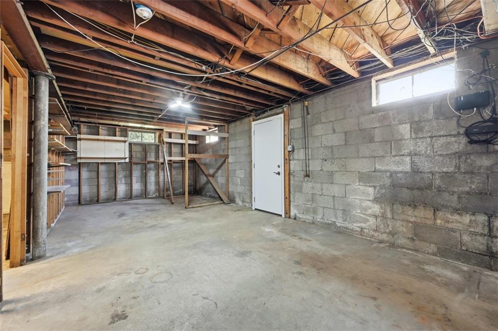 524 McElheny Road Glenshaw, PA 15116 - Photo 30 of 41 a view of empty room with wooden walls