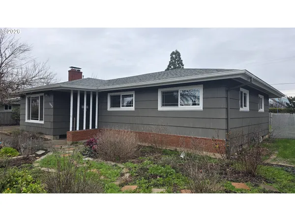 $385,000 | 1047 Baxter Street, Eugene, OR 97402