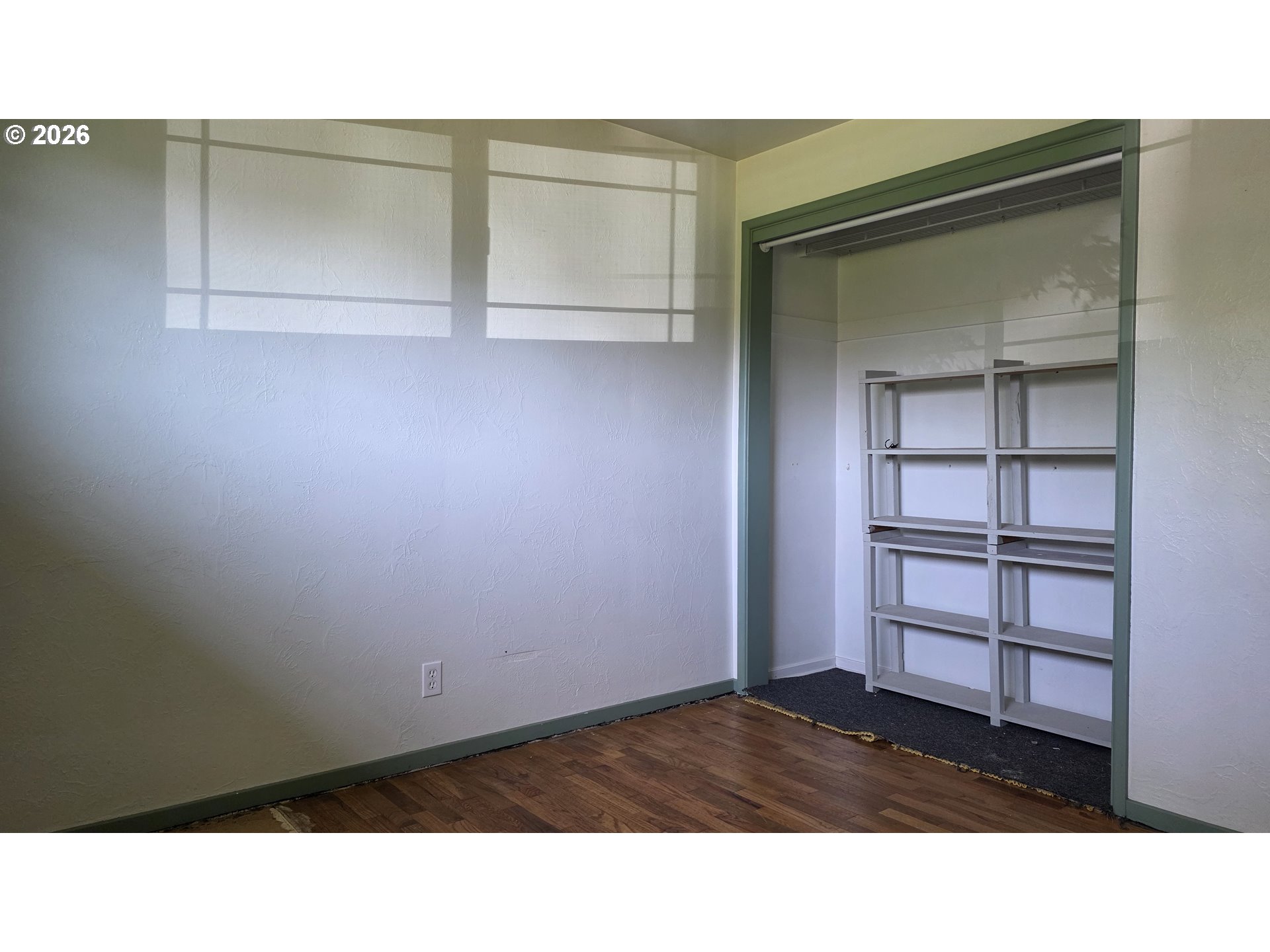 1047 Baxter Street Eugene, OR 97402 - Photo 11 of 36