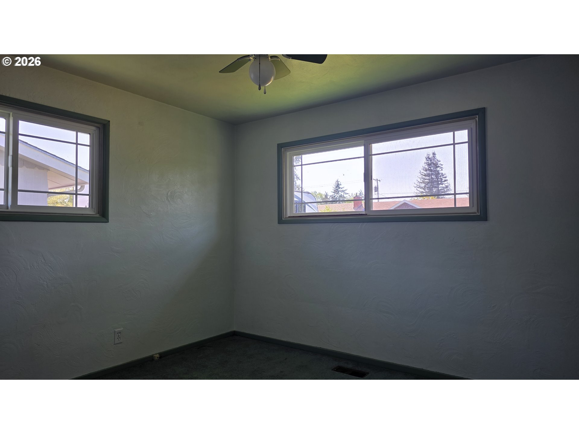 1047 Baxter Street Eugene, OR 97402 - Photo 14 of 36