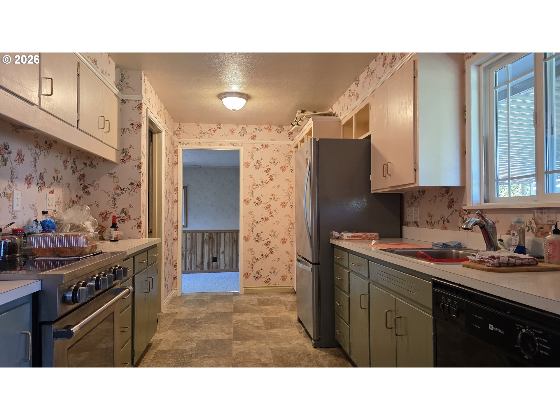 1047 Baxter Street Eugene, OR 97402 - Photo 15 of 36