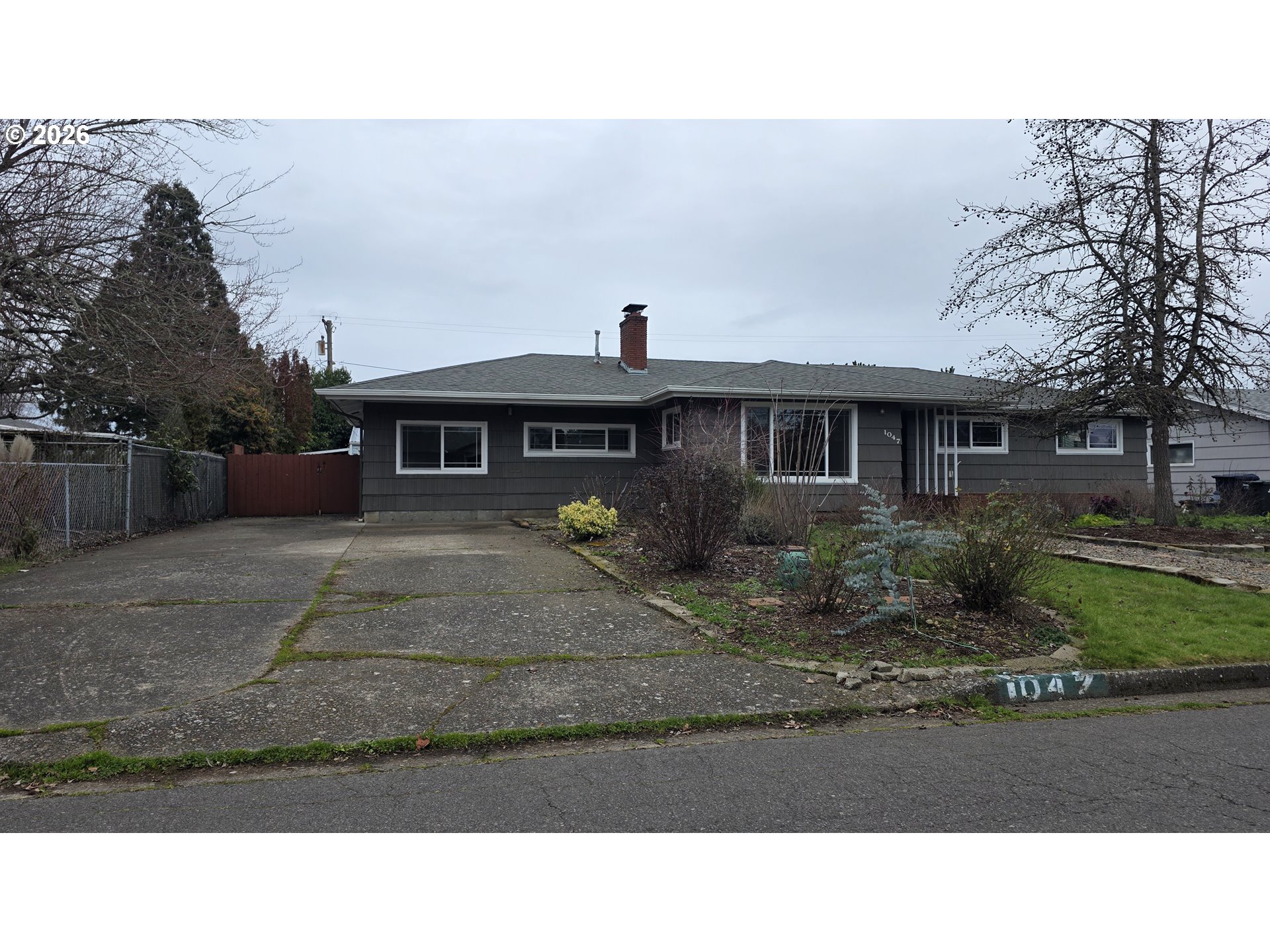 1047 Baxter Street Eugene, OR 97402 - Photo 2 of 36