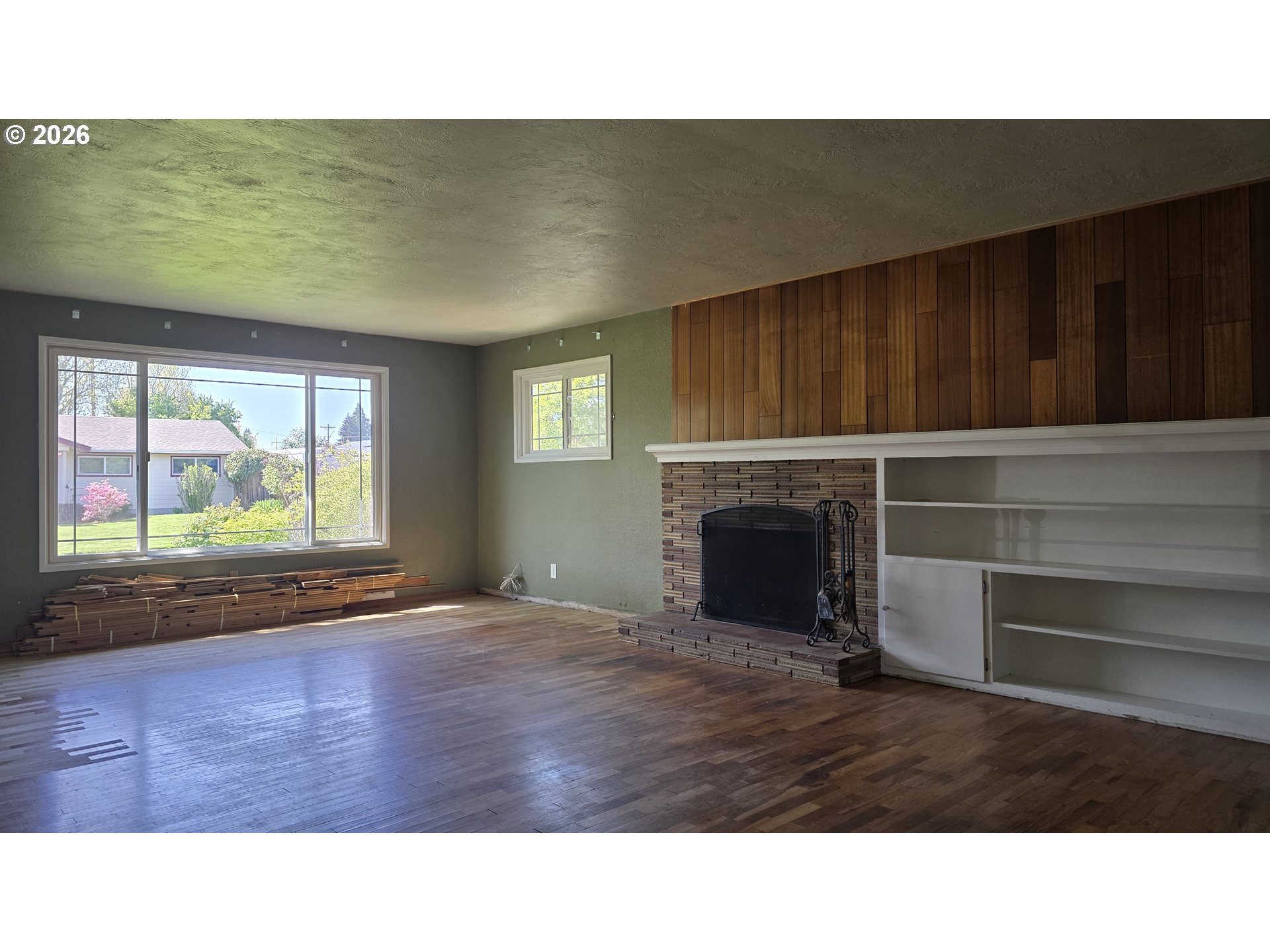 1047 Baxter Street Eugene, OR 97402 - Photo 4 of 36