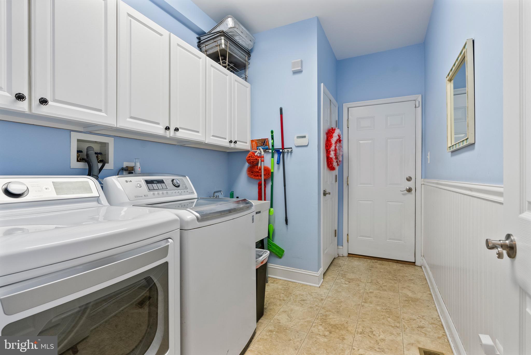 10 Laurel Wood Court Laurel Springs, NJ 08021 - Photo 28 of 63 First Floor Laundry