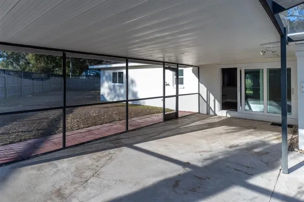 a view of entrance gate of house