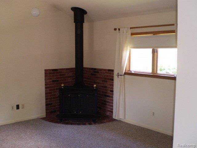 429 Rewold Drive Rochester, MI 48307 - Photo 3 of 16 Family Room