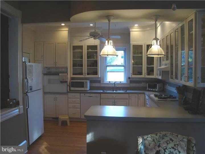 103 Centre Street Haddonfield, NJ 08033 - Photo 4 of 24