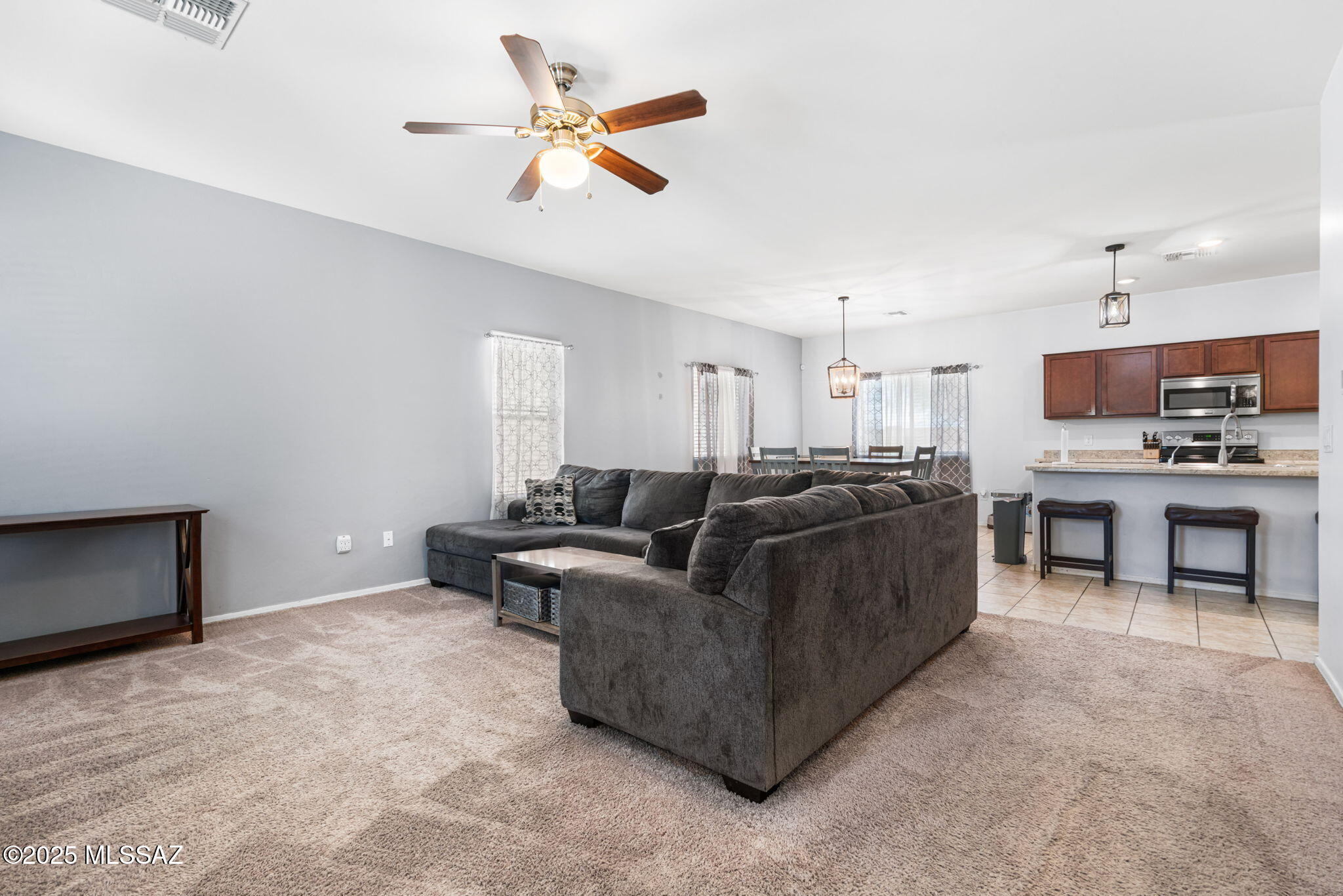 6522 East Brushback Loop Tucson, AZ 85756 - Photo 27 of 47 Living Room