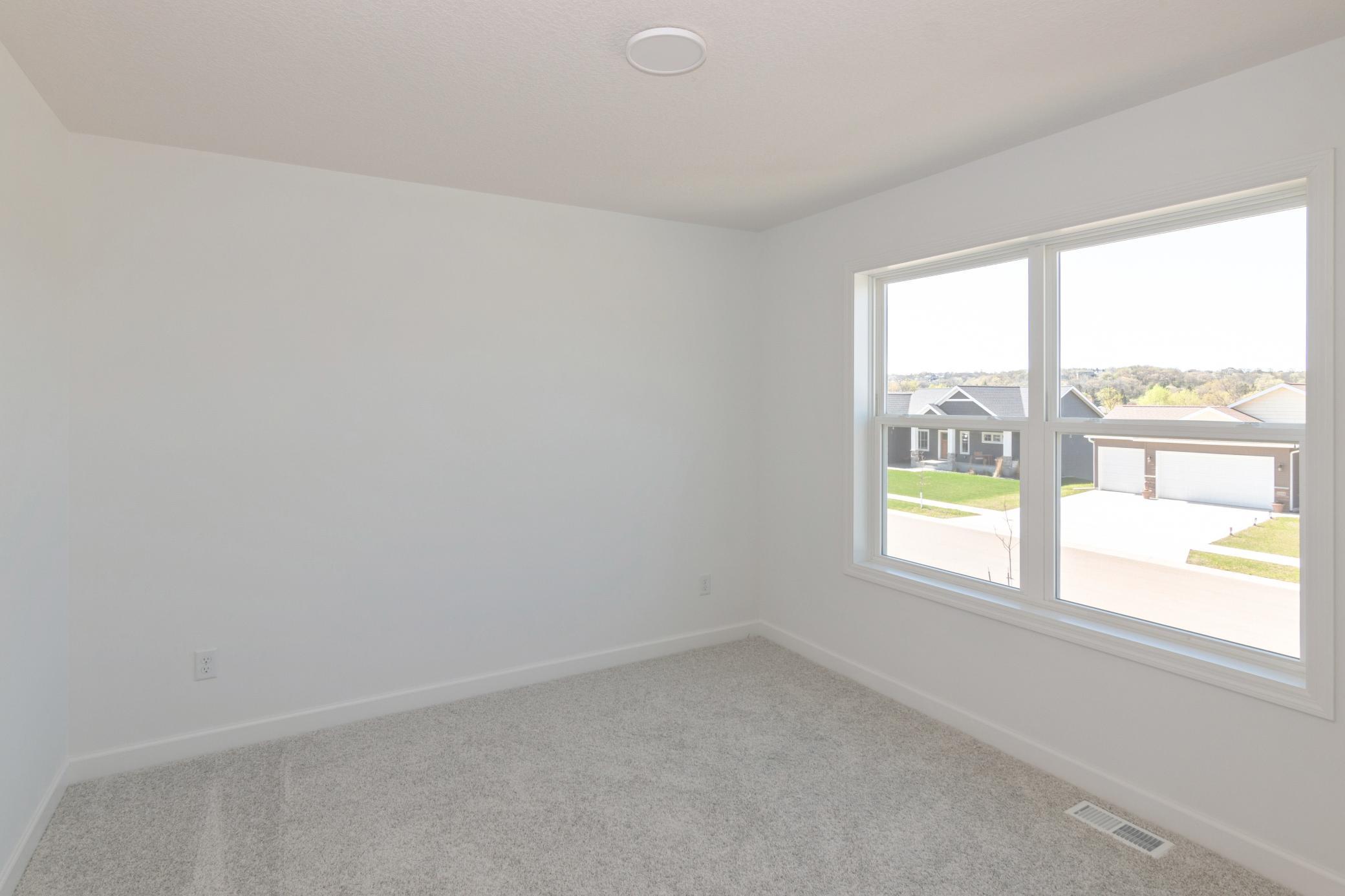 2033 Hadley Hills Drive Northeast Rochester, MN 55906 - Photo 13 of 45