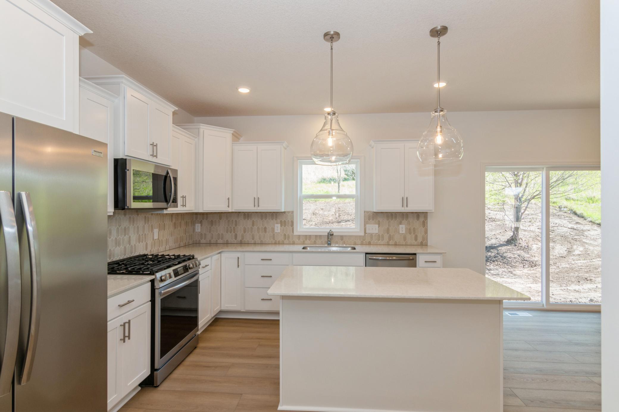 2033 Hadley Hills Drive Northeast Rochester, MN 55906 - Photo 5 of 45