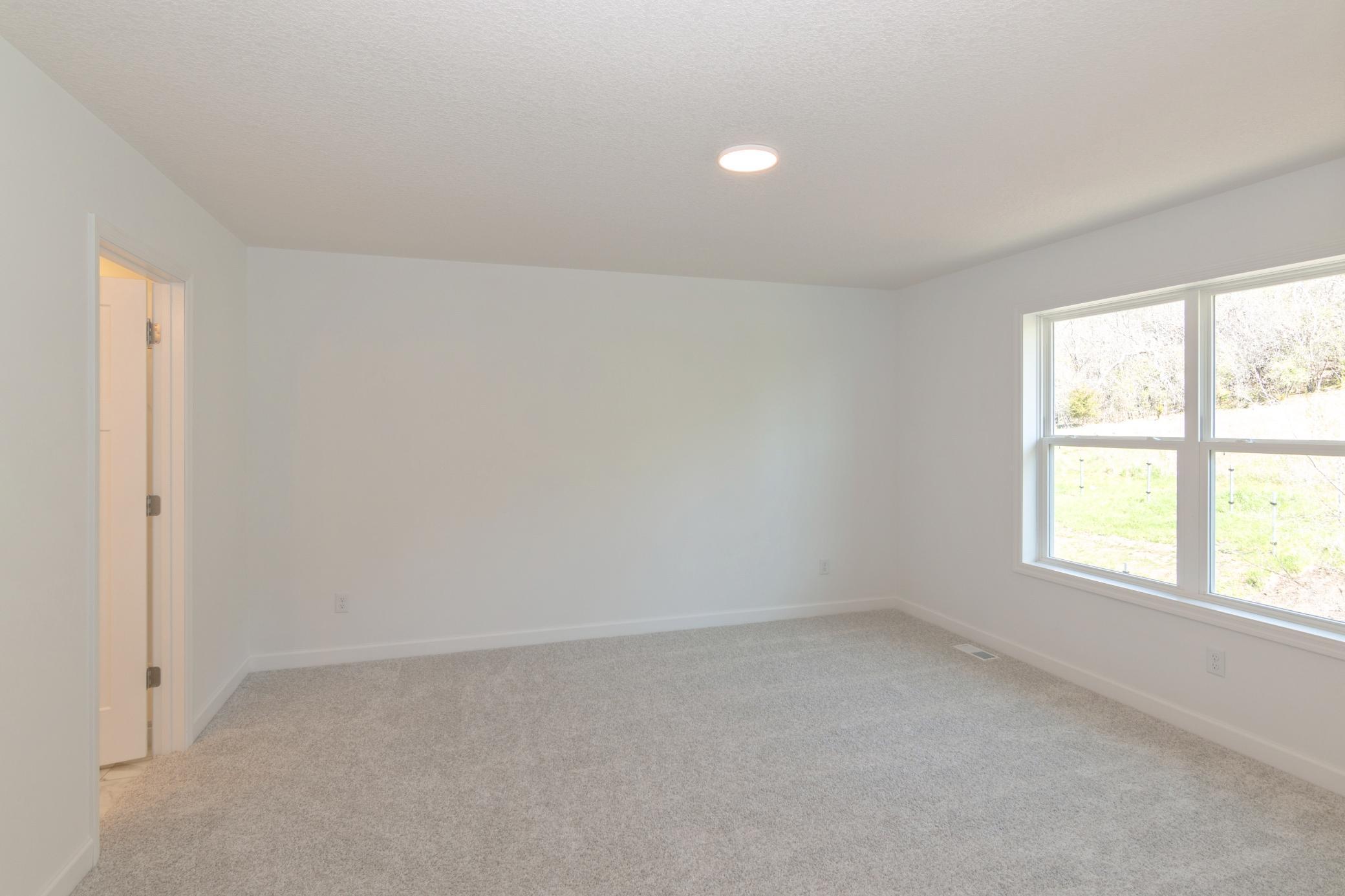 2033 Hadley Hills Drive Northeast Rochester, MN 55906 - Photo 9 of 45