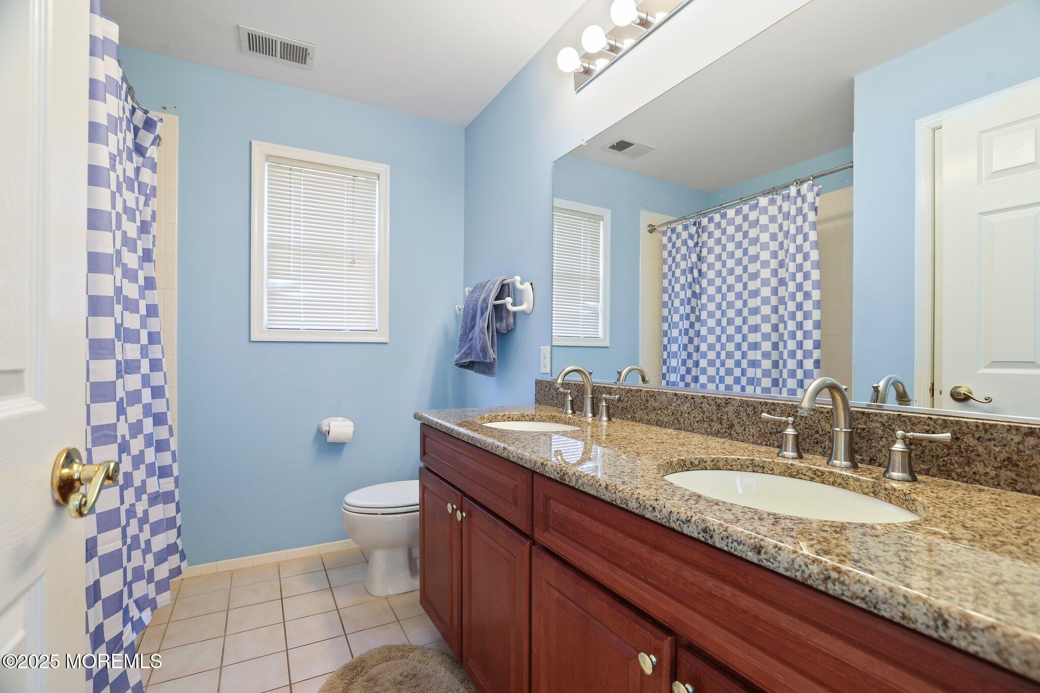 32 Bloomfield Road Manalapan, NJ 07726 - Photo 24 of 47 42-web-or-mls-LPM_6700