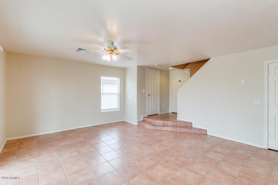 12210 West Larkspur Road El Mirage, AZ 85335 - Photo 5 of 33 05-Larkspur