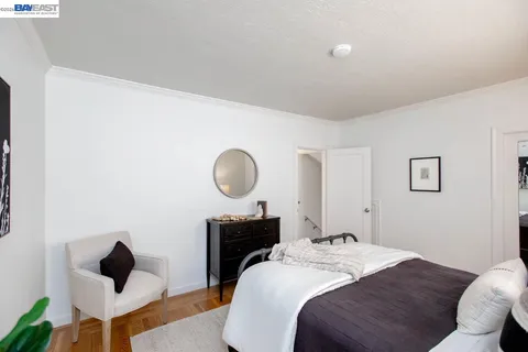 $1,095,000 | 1321 Pearl Street, Alameda, CA 94501