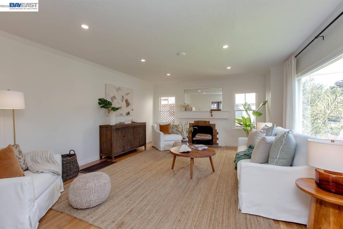 1321 Pearl Street Alameda, CA 94501 - Photo 28 of 45