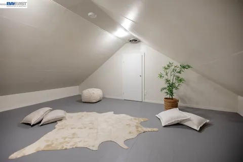 $1,095,000 | 1321 Pearl Street, Alameda, CA 94501