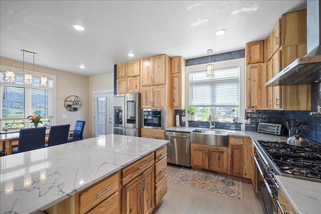5710 East Greenbluff Road Colbert, WA 99005 - Photo 16 of 49
