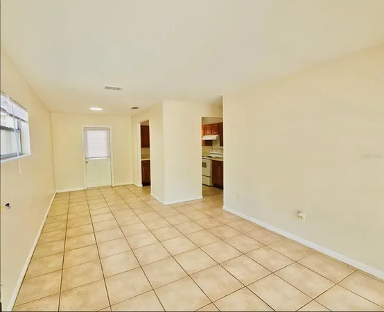 $1,799 | 10011 North 23rd Street, Tampa, FL 33612