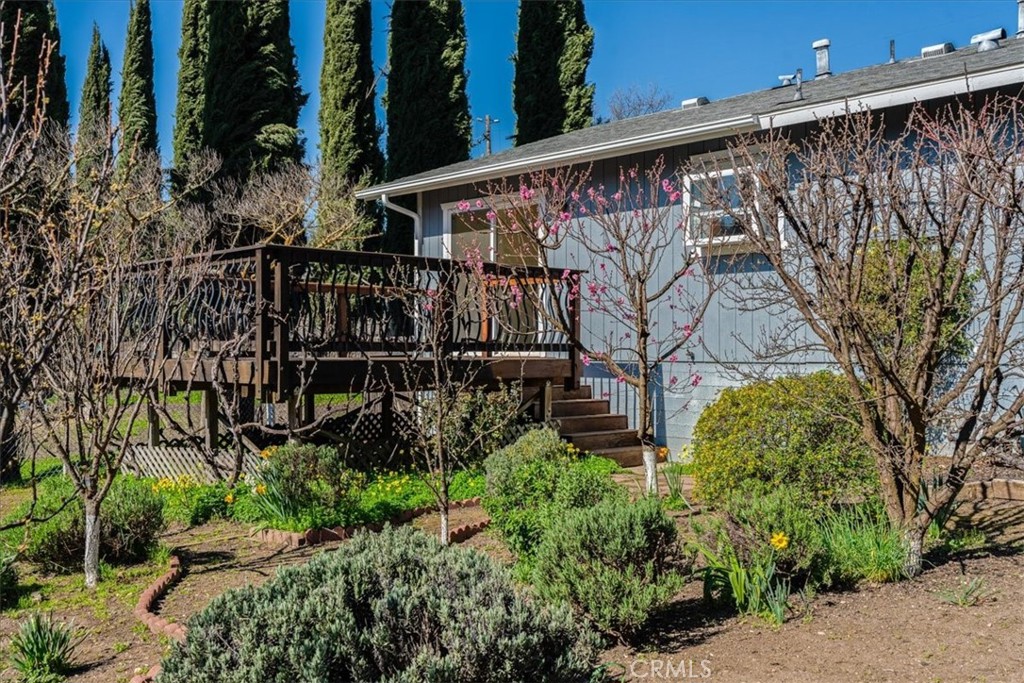 9305 Santa Lucia Road Atascadero, CA 93422 - Photo 31 of 41 a view of entryway