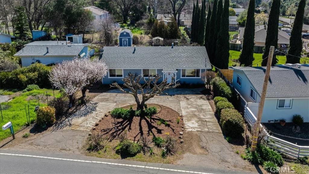 9305 Santa Lucia Road Atascadero, CA 93422 - Photo 40 of 41 an aerial view of a house with garden space and street view
