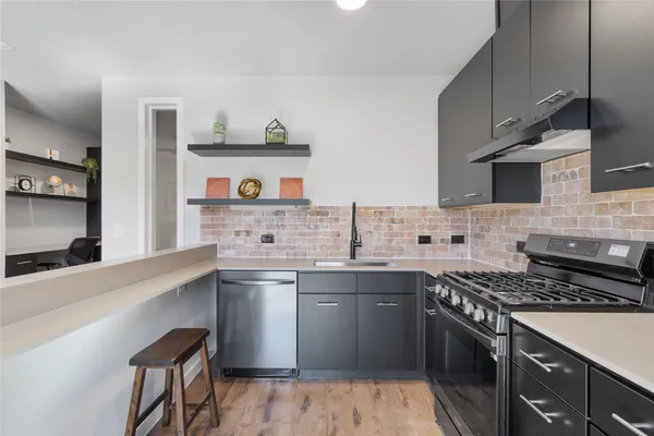 $1,950 | 4510 Terry-O Lane, Unit 306, Austin, TX 78745