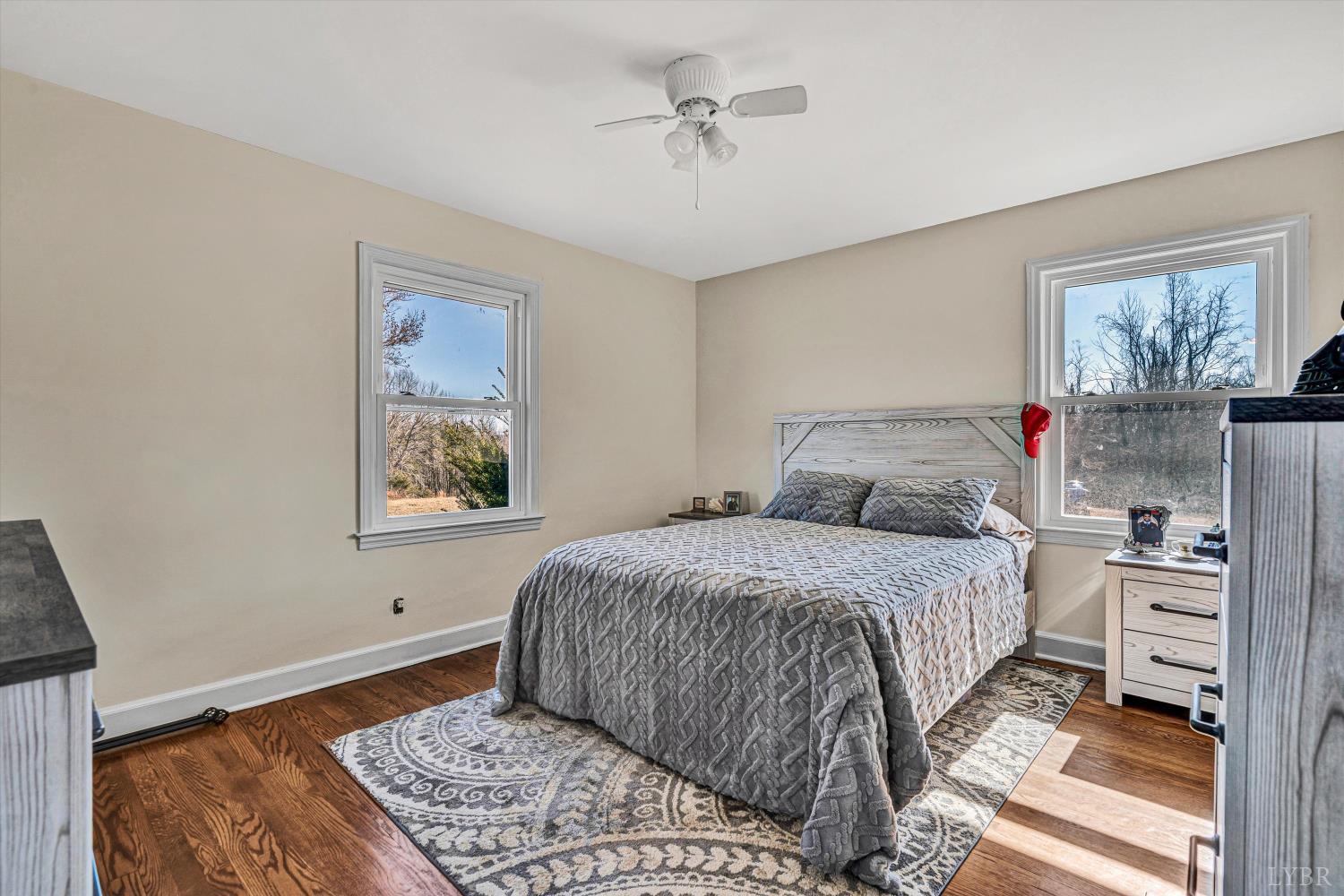 4015 White House Road Moneta, VA 24121 - Photo 25 of 35 a bedroom with a bed and a window