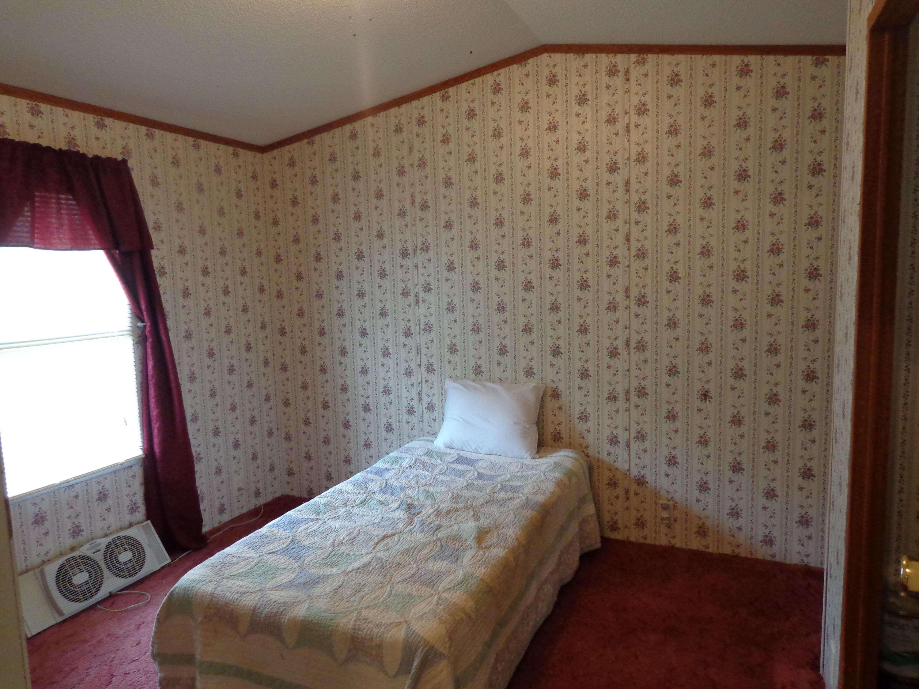 149 Gardiner Road Jefferson, ME 04348 - Photo 7 of 28 DSC09624