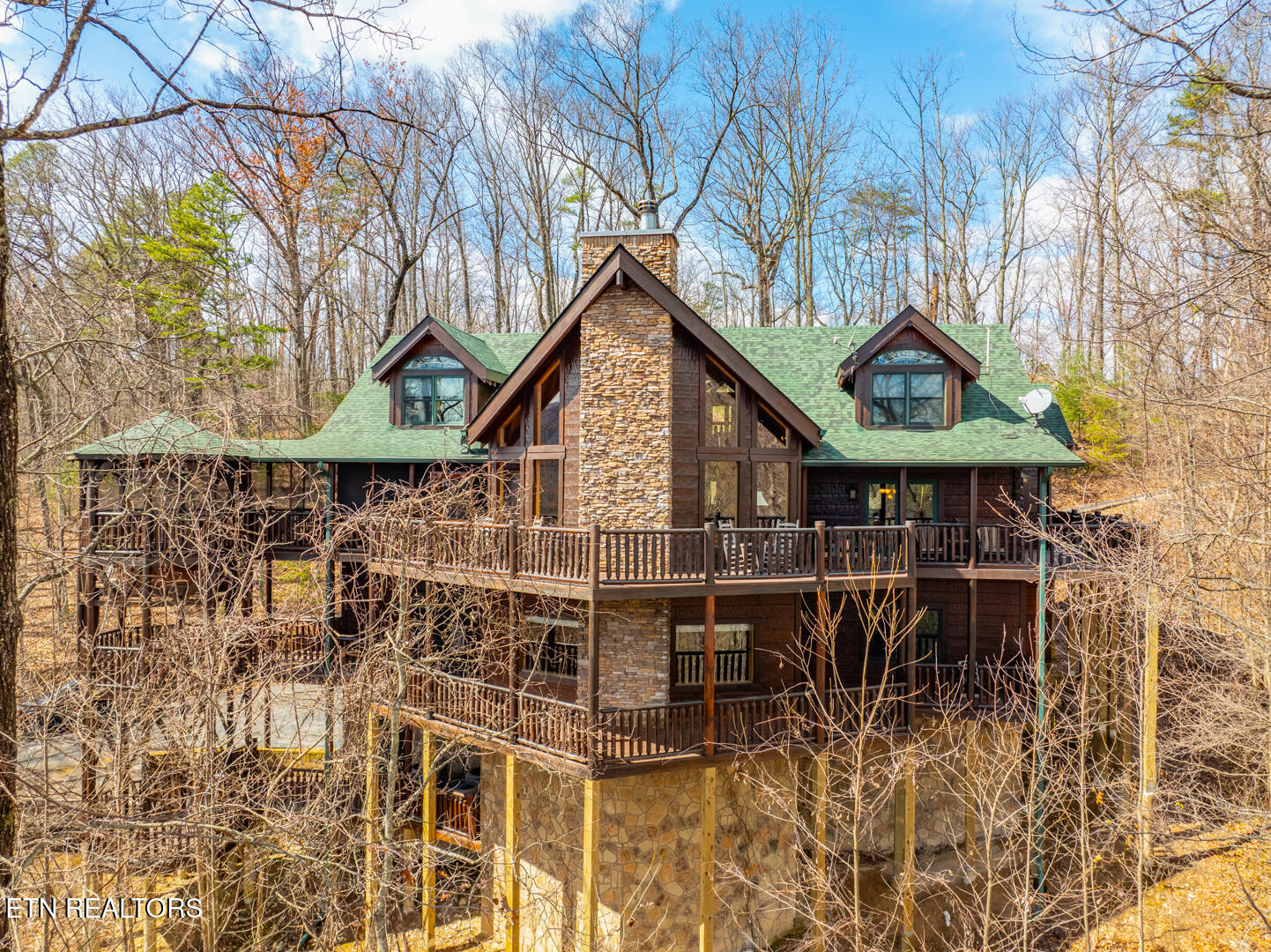 3044 Redtail Road Sevierville, TN 37862 - Photo 29 of 33 DJI_0442-HDR-Edit