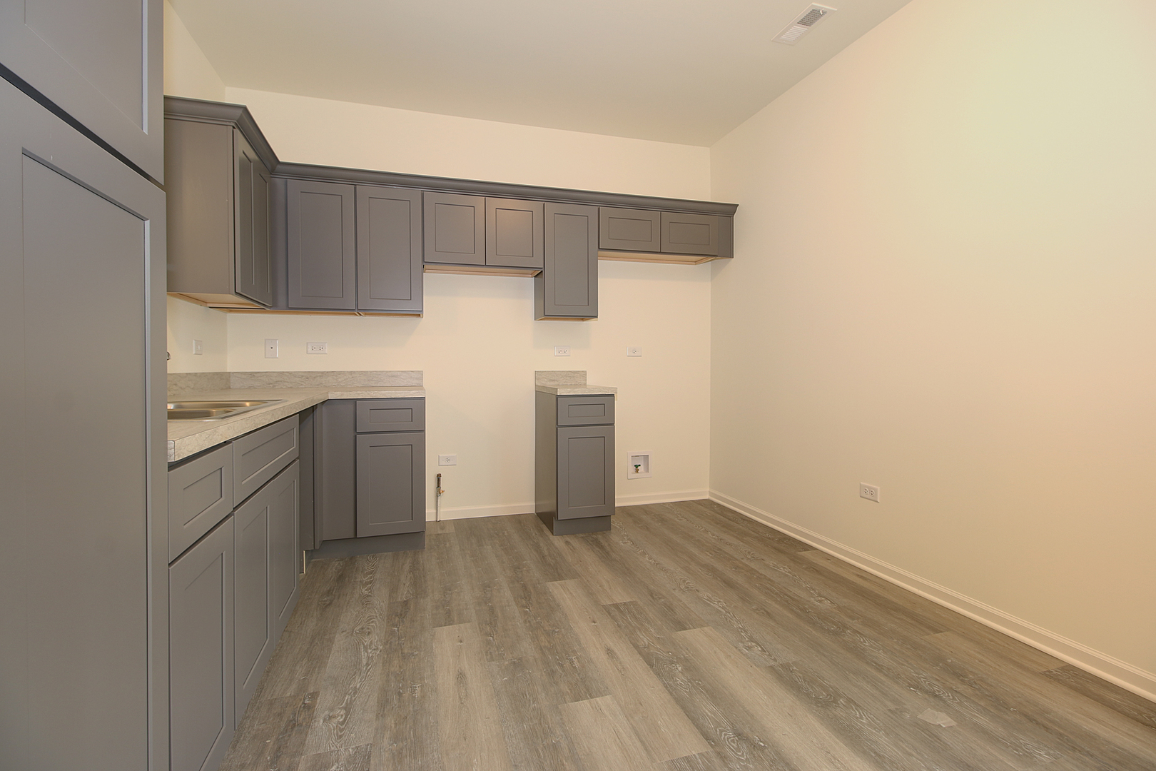 284 Timber Ridge Court Joliet, IL 60431 - Photo 8 of 25