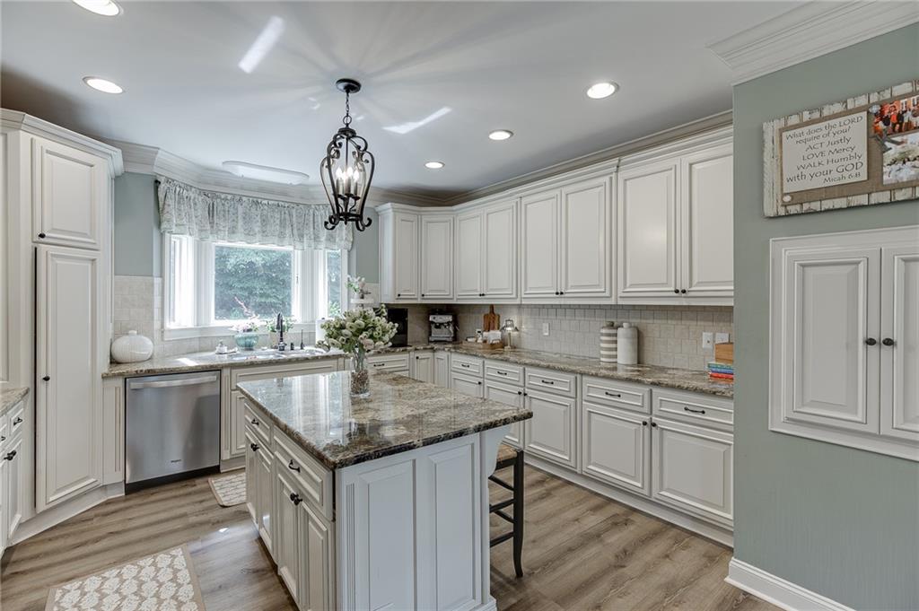 5211 Frazer Road Buford, GA 30518 - Photo 12 of 78