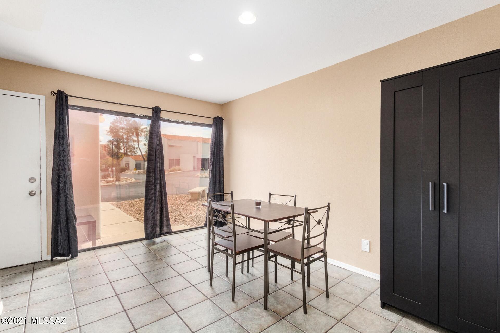 2745 West Anklam Road, Unit A Tucson, AZ 85745 - Photo 4 of 39