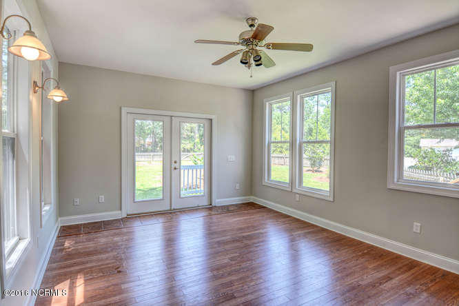 602 Hidden Valley Road Wilmington, NC 28409 - Photo 15 of 26 602 Hidden Valley Rd-small-018-13-DSC 68
