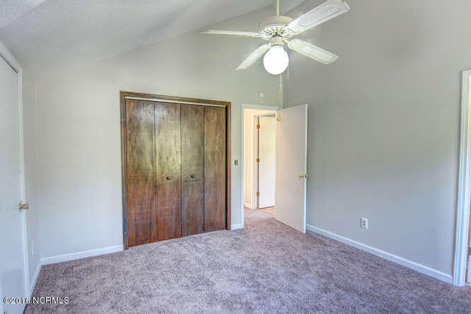 602 Hidden Valley Road Wilmington, NC 28409 - Photo 18 of 26 602 Hidden Valley Rd-small-022-20-DSC 69