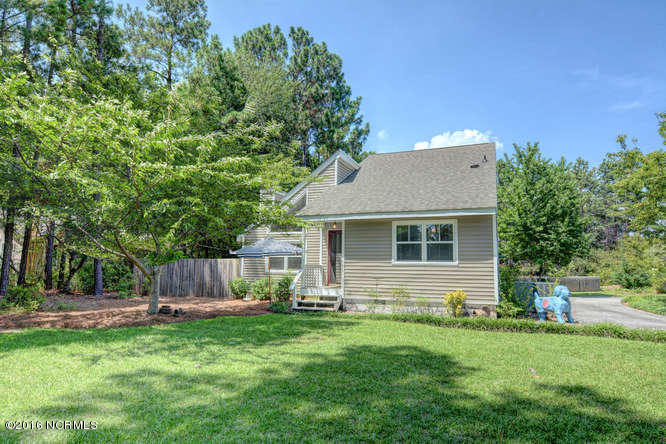 602 Hidden Valley Road Wilmington, NC 28409 - Photo 3 of 26 602 Hidden Valley Rd-small-003-23-DSC 69
