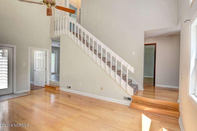 602 Hidden Valley Road Wilmington, NC 28409 - Photo 7 of 26 602 Hidden Valley Rd-small-005-1-DSC 681