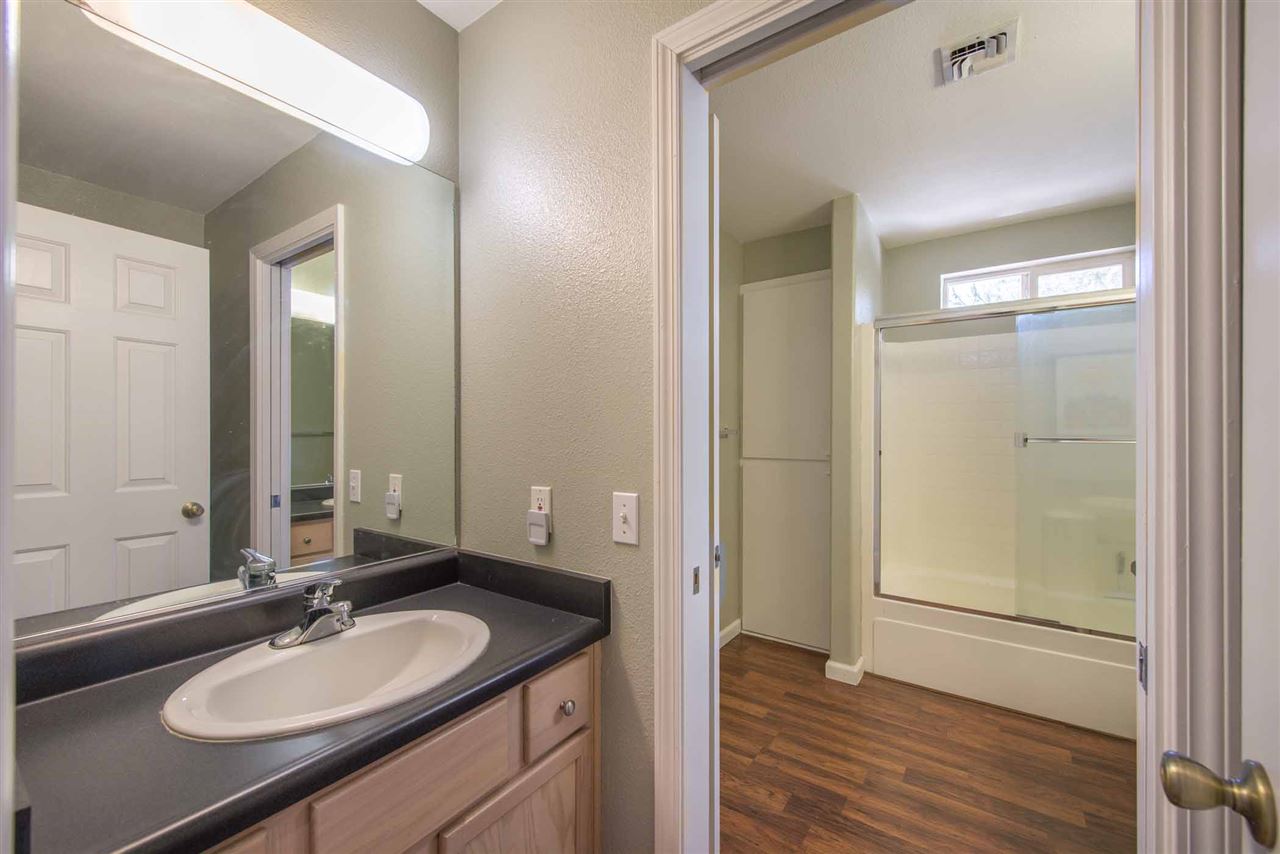 10115 Pine Cone Road Truckee, CA 96161 - Photo 11 of 21 Gallery Image 11