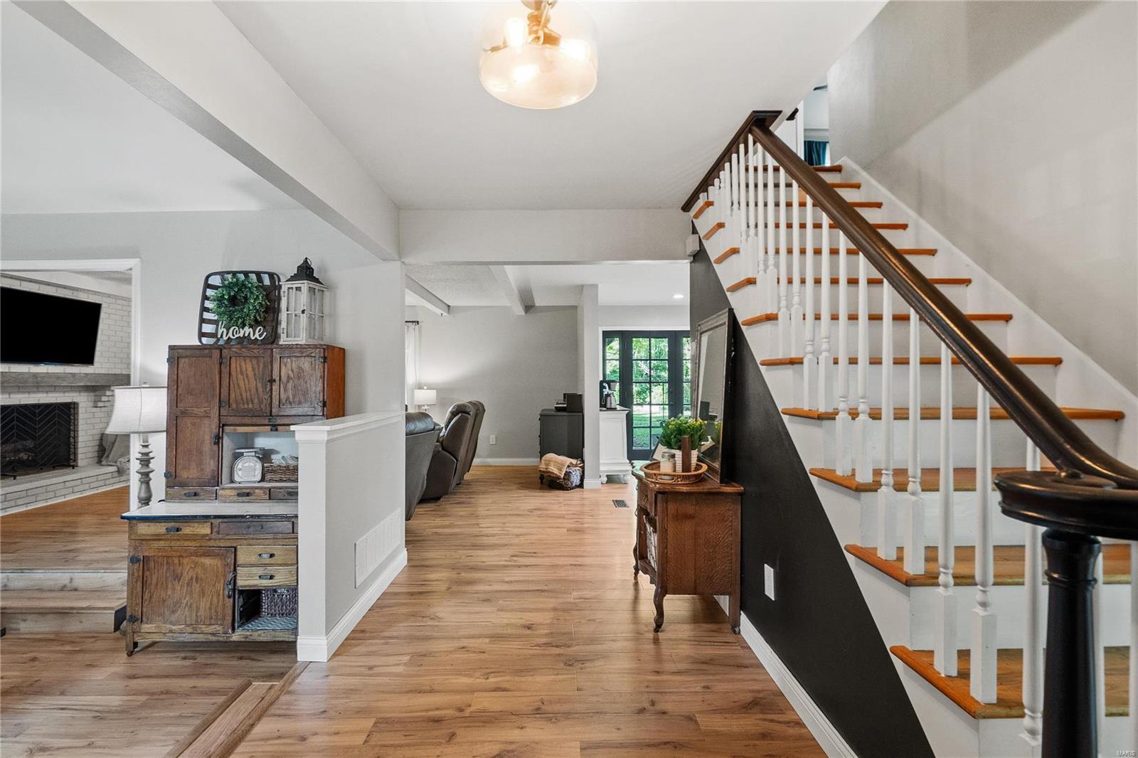 4185 Charbonier Road Hazelwood, MO 63031 - Photo 24 of 35