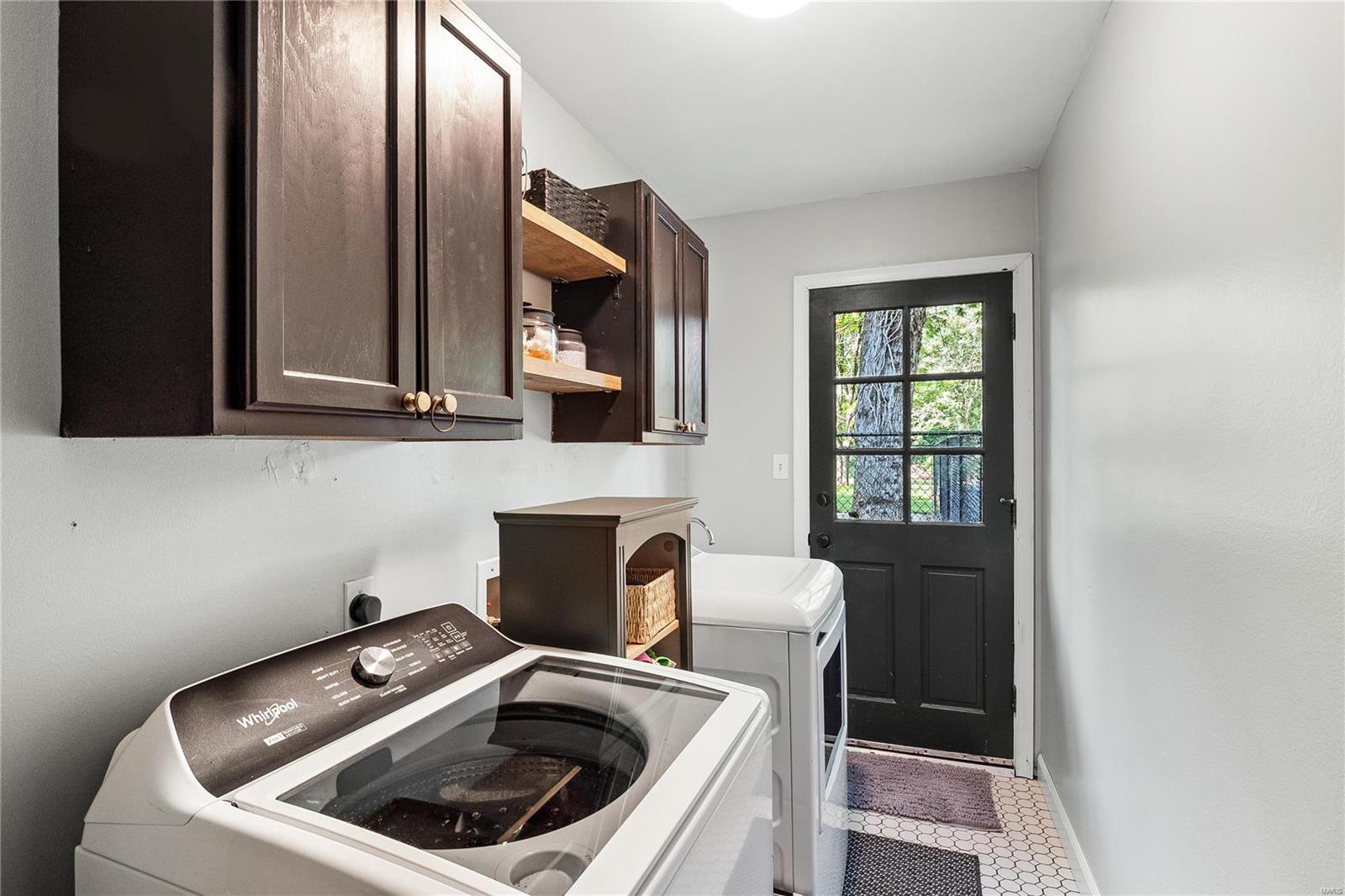 4185 Charbonier Road Hazelwood, MO 63031 - Photo 25 of 35