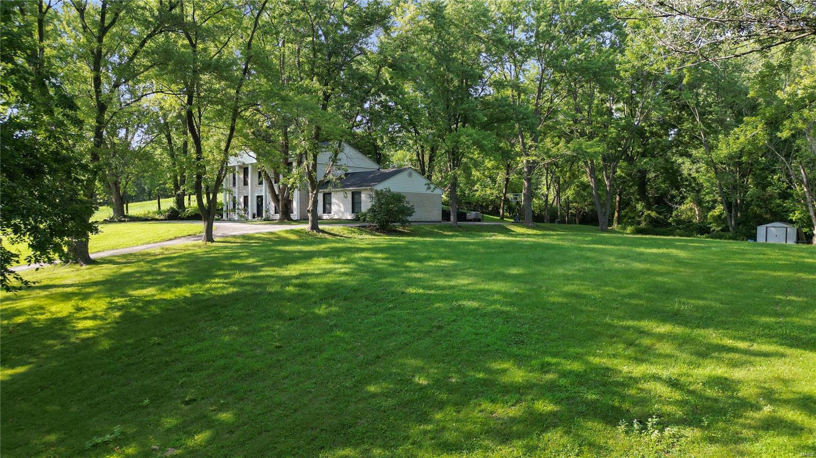 4185 Charbonier Road Hazelwood, MO 63031 - Photo 30 of 35